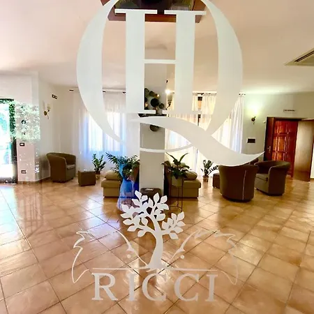 Hotell Ristorante Le Querciolaie Dei Ricci 3*