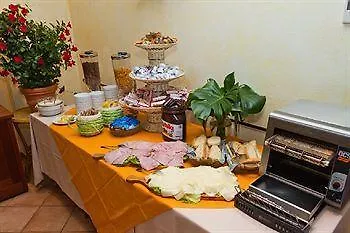 Hotell Ristorante Le Querciolaie Dei Ricci